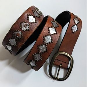 HOBO International Brown Boho Distressed Genuine Leather Studded Belt Size S